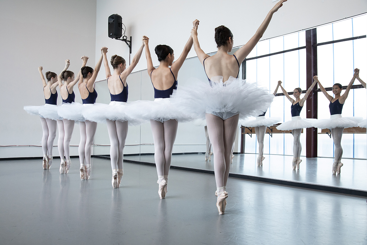 The Sarasota Ballet Continues to Offer Free Online Classes to All